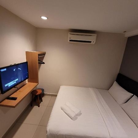 New Eastern Hotel Куала Лумпур Екстериор снимка